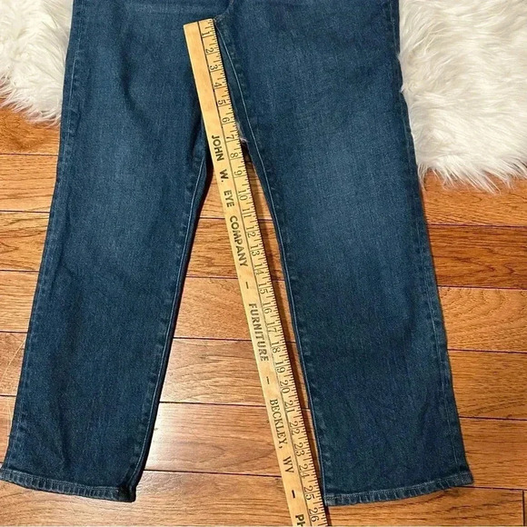 J. Crew Essential Straight Jean Size 29 - Picture 4 of 6